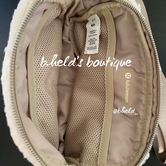 lululemon Everywhere Belt Bag *Fleece in Natural Ivory/Trench OS Brand New NWT - Picture 11 of 16